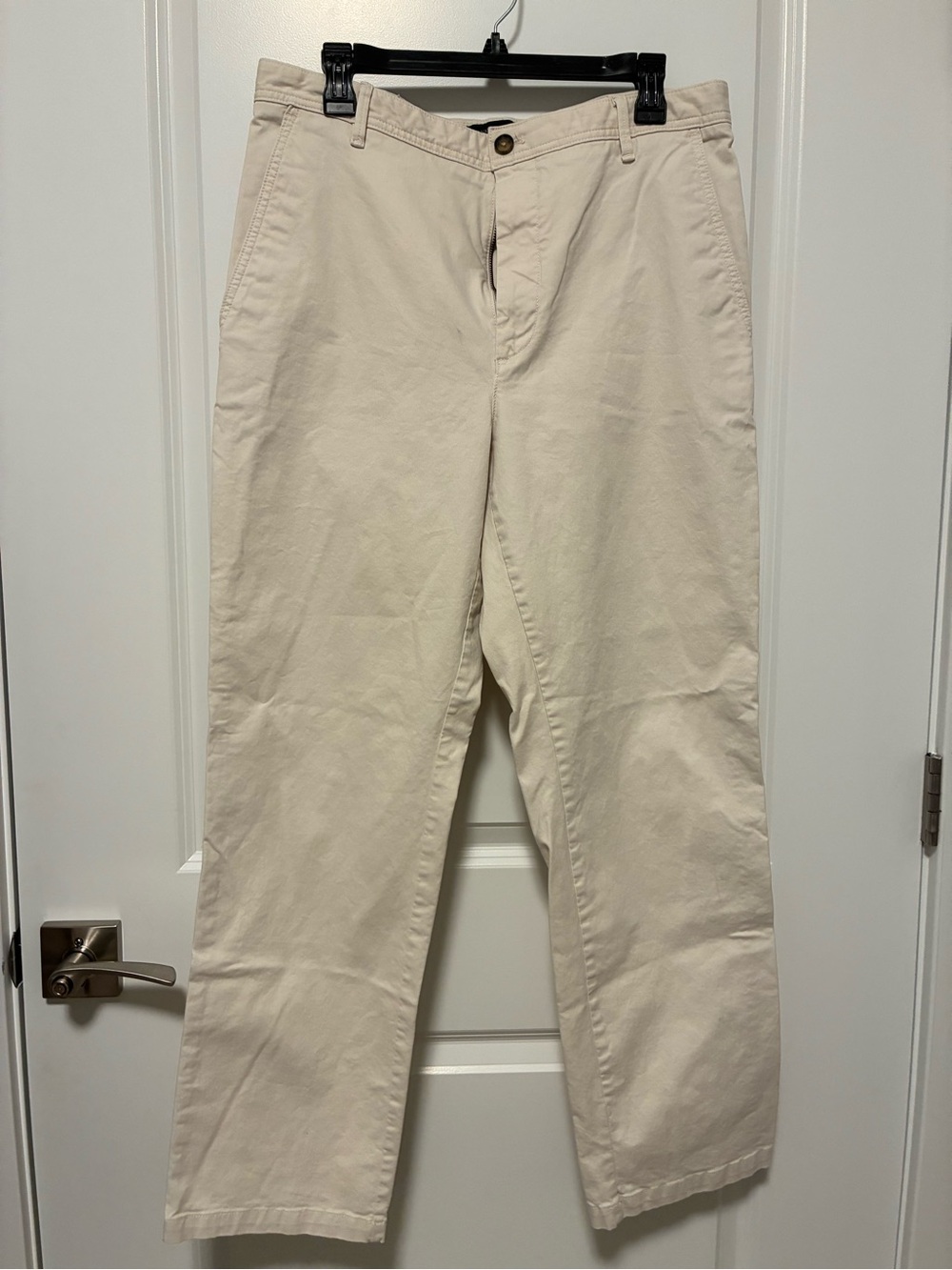 Banana Republic Cream Chino Pants